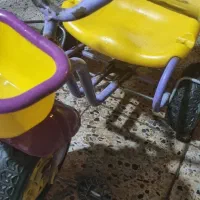 سه چرخه|اسباب‌بازی بچه|دوگنبدان, |دیوار