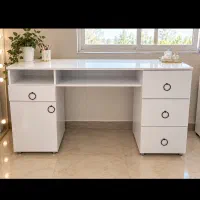 میز ناخن هایگلاس شیک  ۱۵۰ سانت