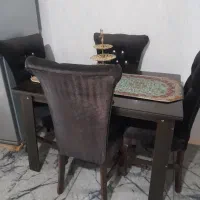 میز غذاخوری