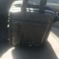 کیف سیاه