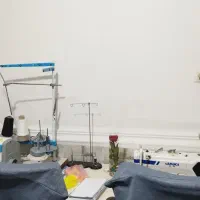 چرخ صنعنی و سردوز صنعتی ۵ نخ دارم