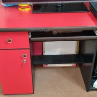 میز کامپیوتر