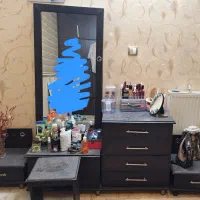 سرویس تخت و کمد تمیز و شیک