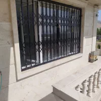 حفاظ دزدگیر ریلی اکاردونی آپارتمانی|مصالح و تجهیزات ساختمان|شیراز, شهرک آرین|دیوار
