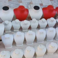 مانکن طلا ،نقره و بدلیجات|فروشگاه و مغازه|یزد, |دیوار