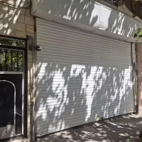 20متر مغازه همکف میدان شهدا