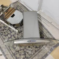 ابگرم کن و هود و سینک و رو شویی و اینه