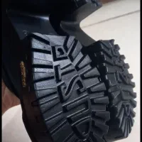 کفش نو|کیف، کفش، کمربند|رشت, کوی مهر|دیوار