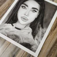 سفارش طراحی چهره حرفه ایی سیاه قلم