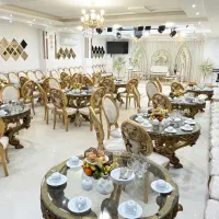 استخدام خانم در تالار