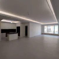 ۱۲۲متر، رو به افتاب، حوالی کاج