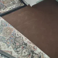 موکت قهوه ای در حد نو