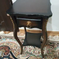 میزتلفن کشودار درحد نو کاملا سالم|میز تلفن|رشت, معلولین|دیوار