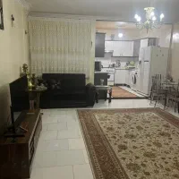 ۶۵ متر، میدان تسلیحات با پارکینگ