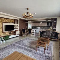 اپارتمان ۱۴۰ متری.دو کله نور.تراس قدی