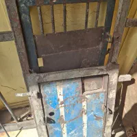 در کوله کبوتر و مرغ