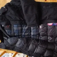 کاپشن|لباس|اصفهان, بهارستان|دیوار