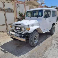 جیپ تویوتا ۸۳ 2f