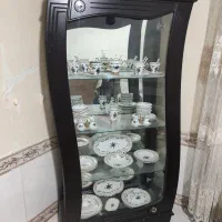 ویترین با وسایل
