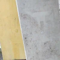 میز پلاستیکی