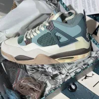 کتونی اورجینال جردن ۴ کاستوم شده