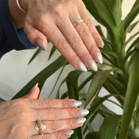 کاشت ناخن فقط ۲۵۰ ت|خدمات آرایشگری و زیبایی|کرمانشاه, |دیوار