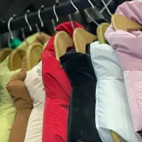 فروشند پوشاک