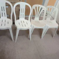 چهار عدد صندلی پلاستیکی جنس محکم