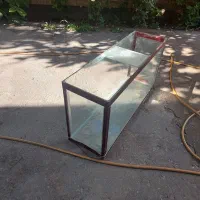 اکواریوم بزرگ تمیز