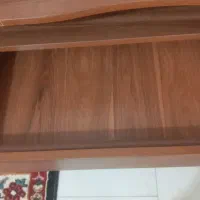 میز کامپیوتر درحد نو بدون زدگی رنگ