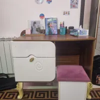 میز تحریر و کنار تختی ست هم