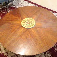 میز چوبی