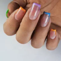 خدمات تخصصی ناخن و اموزش|خدمات آرایشگری و زیبایی|مشهد, مصلی (کارمندان اول)|دیوار