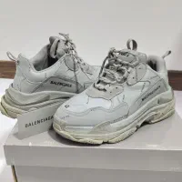 کتونی بالنسیاگا