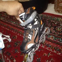 کفش اسکیت آمریکایی حرفه ای|دوچرخه، اسکیت، اسکوتر|اصفهان, خانه اصفهان|دیوار