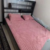 سرویس خواب دونفره همراه تشک و میز آرایش