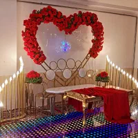 گل آرایی بادکنک آرایی کف استیج