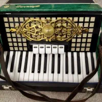 آکاردیون فروش فوری