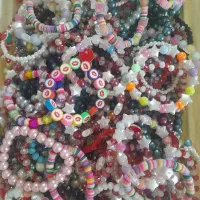 دستبنددخترانه ی زیباهمه رنگ همه مدل