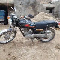 موتور مدل ۸۹ سالم بدون روغن سوزی  و بدون عیب