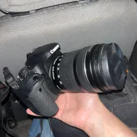 دوربین عکاسی  canon 800D