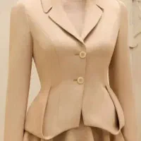 دستیار خانم و ادمین ۵۰ ساعت درماه