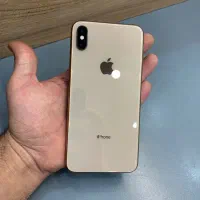 ایفون xs max در حد