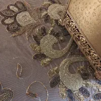 میز خاطره به همراه رومیزی ساتن و مروارید دوزی|پرده، رانر، رومیزی|کرج, باغستان|دیوار