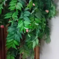 میز پایه استیل در حد نو