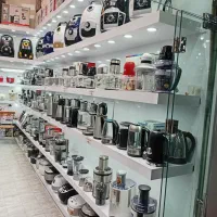 ویترینMDF با زیر شاسی آهن (فروش فوری) زیر قیمت|فروشگاه و مغازه|تهران, امین حضور|دیوار