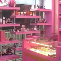 مغازه ۱۲ متری با ویترین