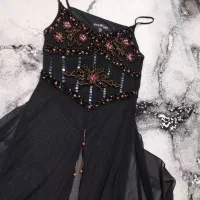 کت ودامن|لباس|قرچک, زیبا شهر|دیوار