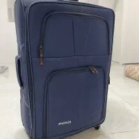 چمدان سرمه ای سالم