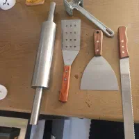 لوازم فست فود و پیشخوان و تابلو و نئون